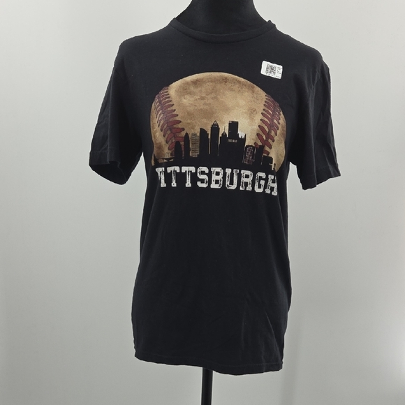 Pittsburgh Skyline Graphic T-Shirt - Black - Picture 13 of 16